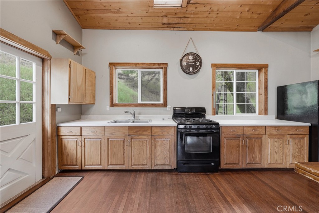 6400 Scotts Valley Property Photo 6