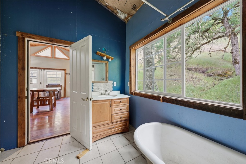 6400 Scotts Valley Property Photo 11
