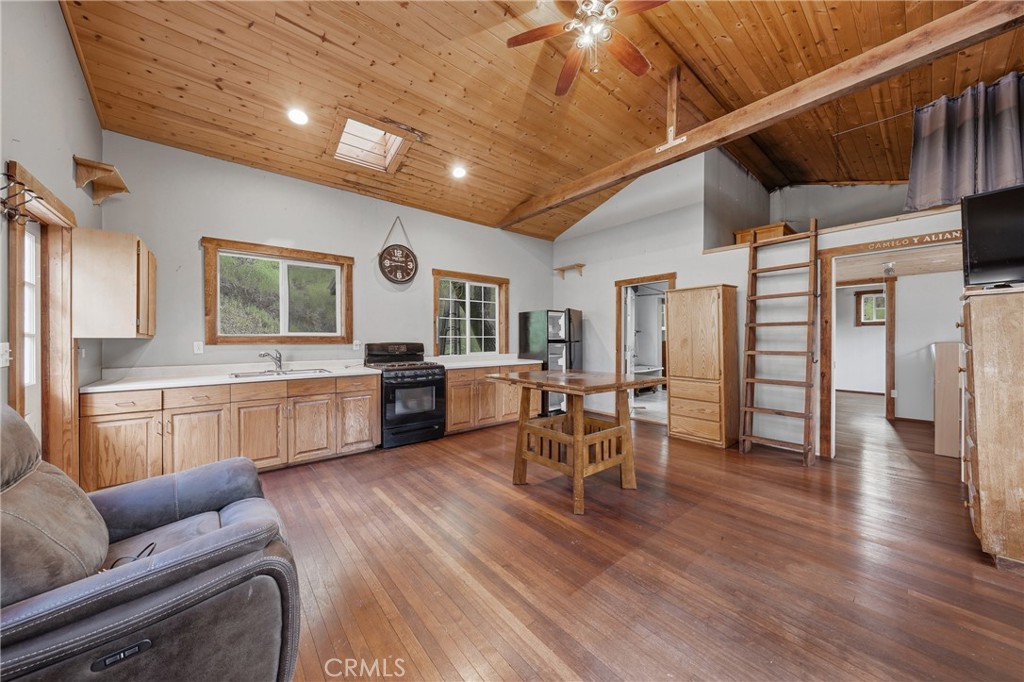 6400 Scotts Valley Property Photo 13