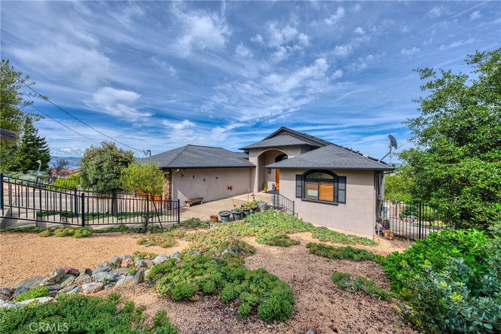 5568 Teton Property Photo 5