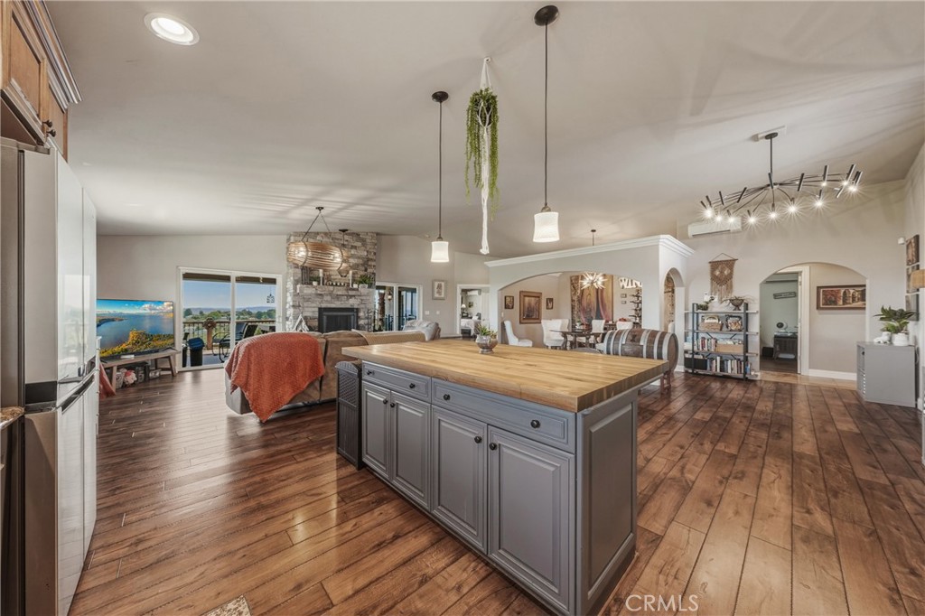 5568 Teton Property Photo 10