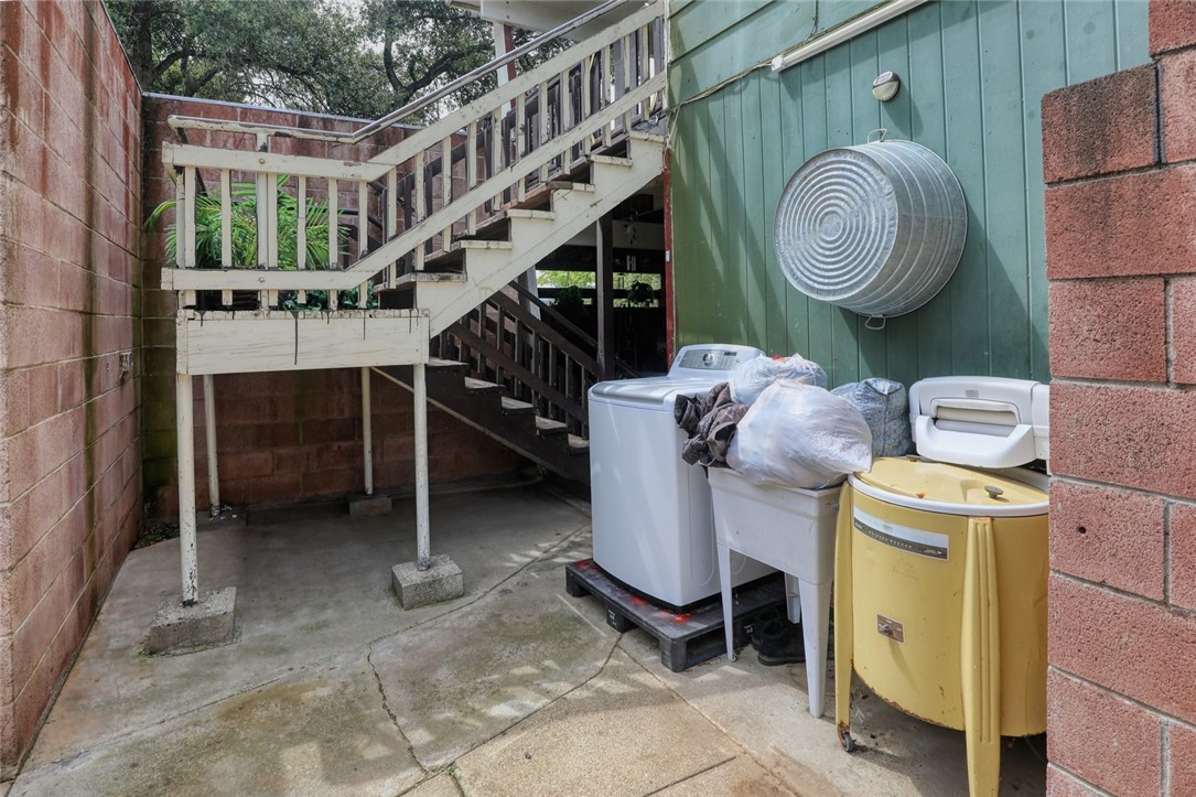4292 Sunset Property Photo 6