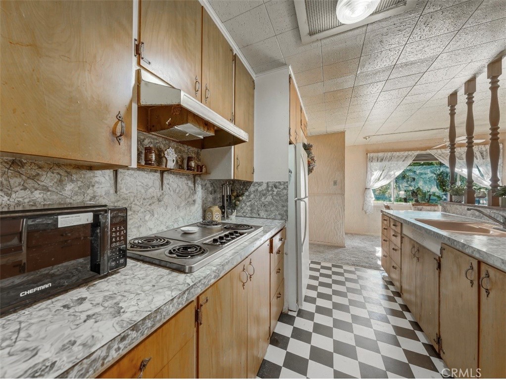 3488 Boggs Avenue Property Photo 3