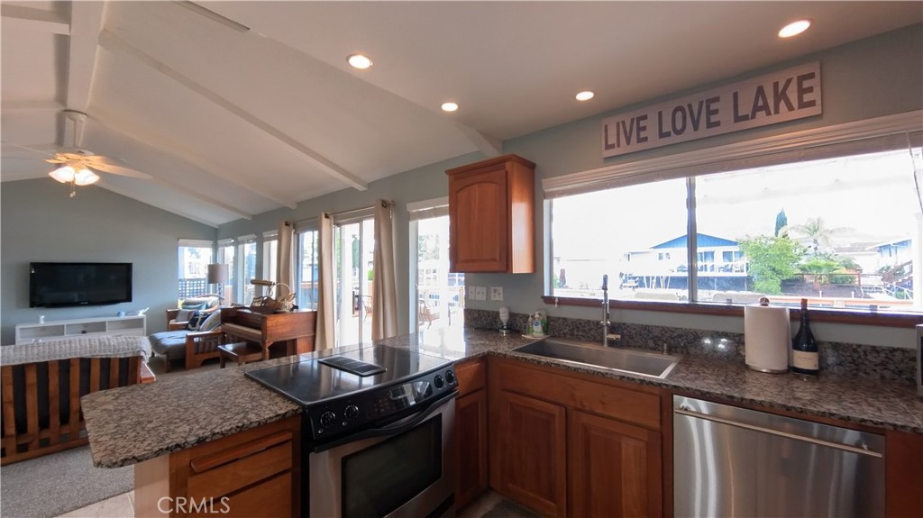 7805 Richard Property Photo 31