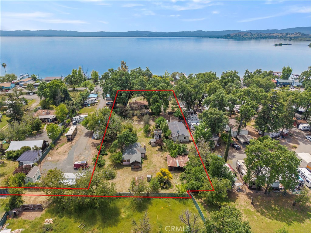 2600 Lakeshore Property Photo 1