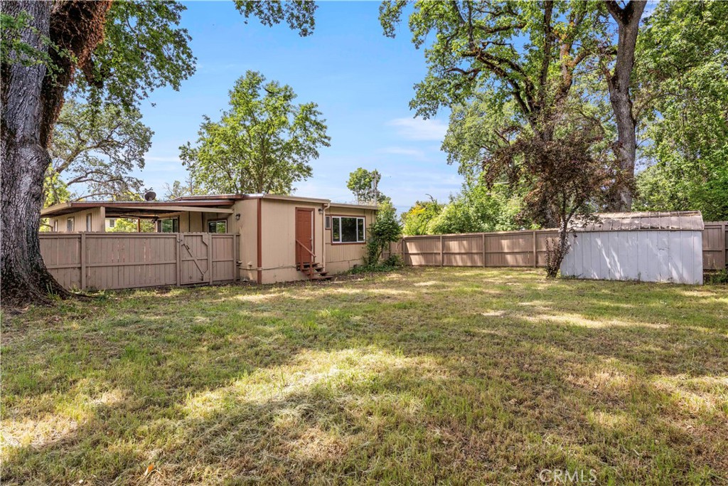 2600 Lakeshore Property Photo 17