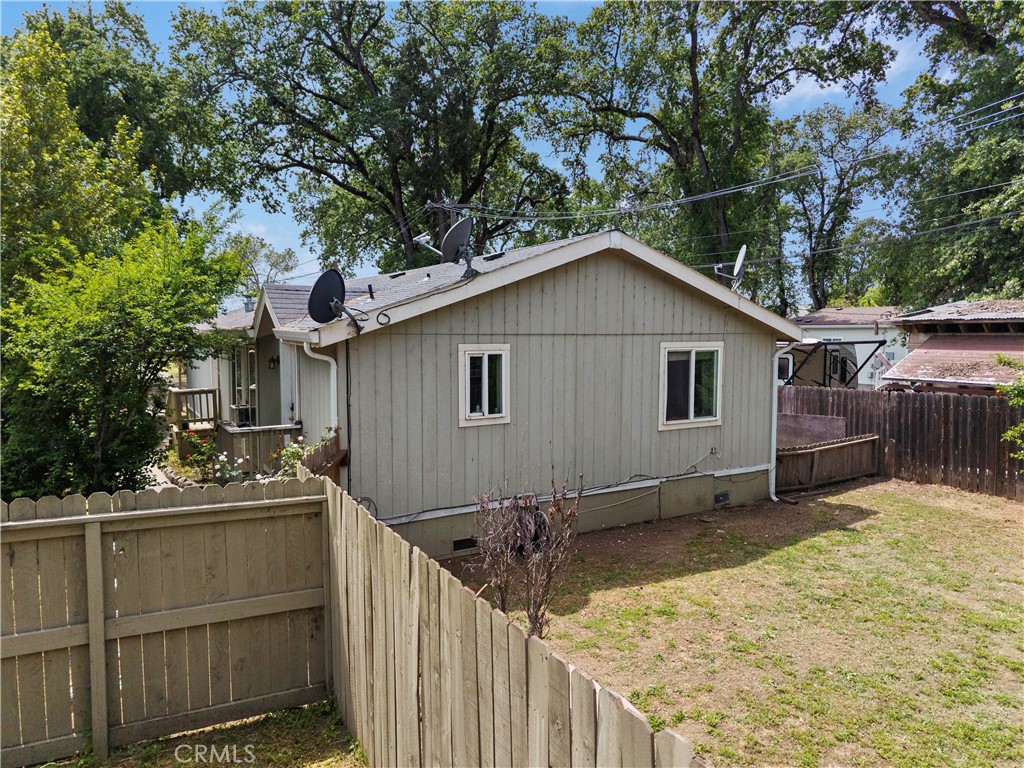 2600 Lakeshore Property Photo 47