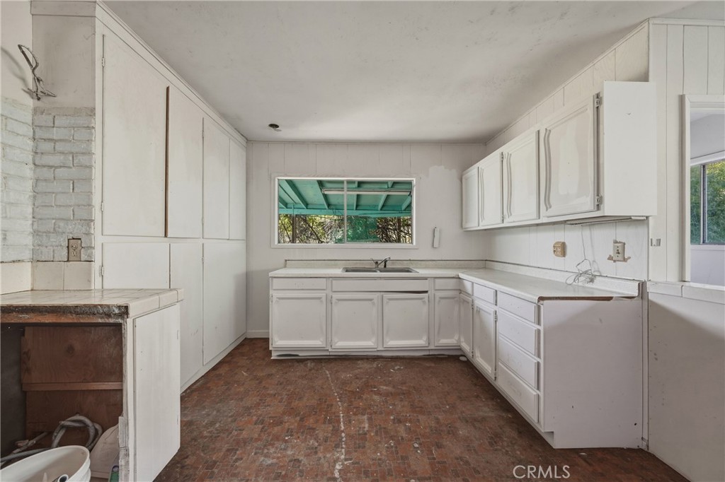 1440 W State Highway 20 Property Photo 16