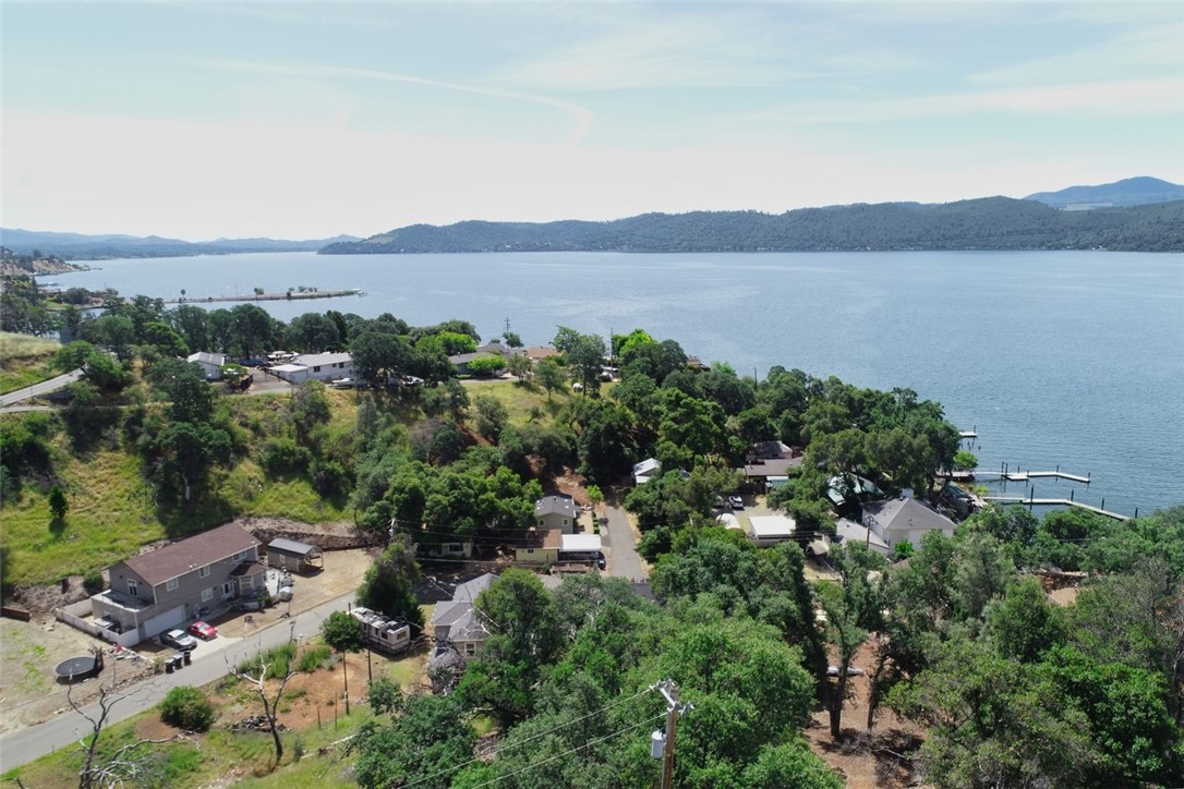 3168 3178 Oak Crest Property Photo 5