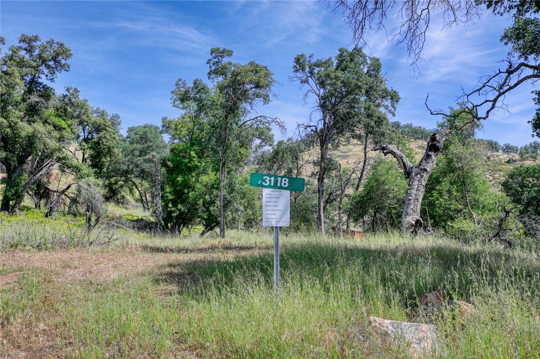 3168 3178 Oak Crest Property Photo 8