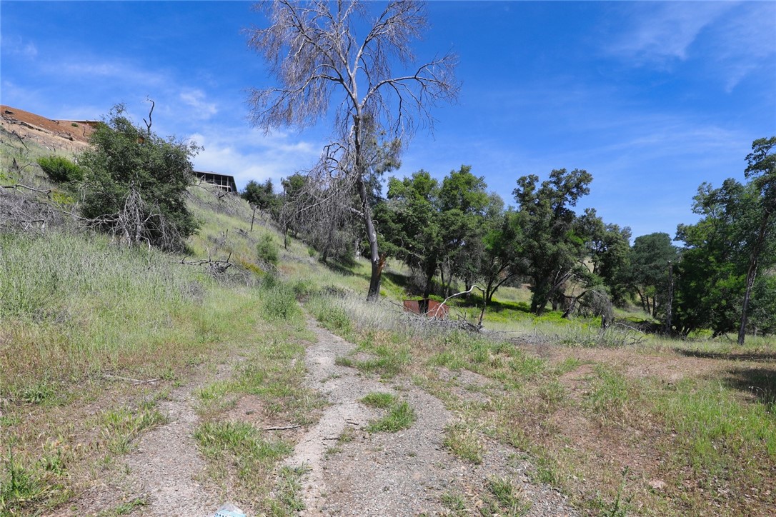 3168 3178 Oak Crest Property Photo 9
