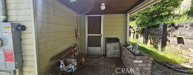 11705 E Highway 20 Property Photo 2