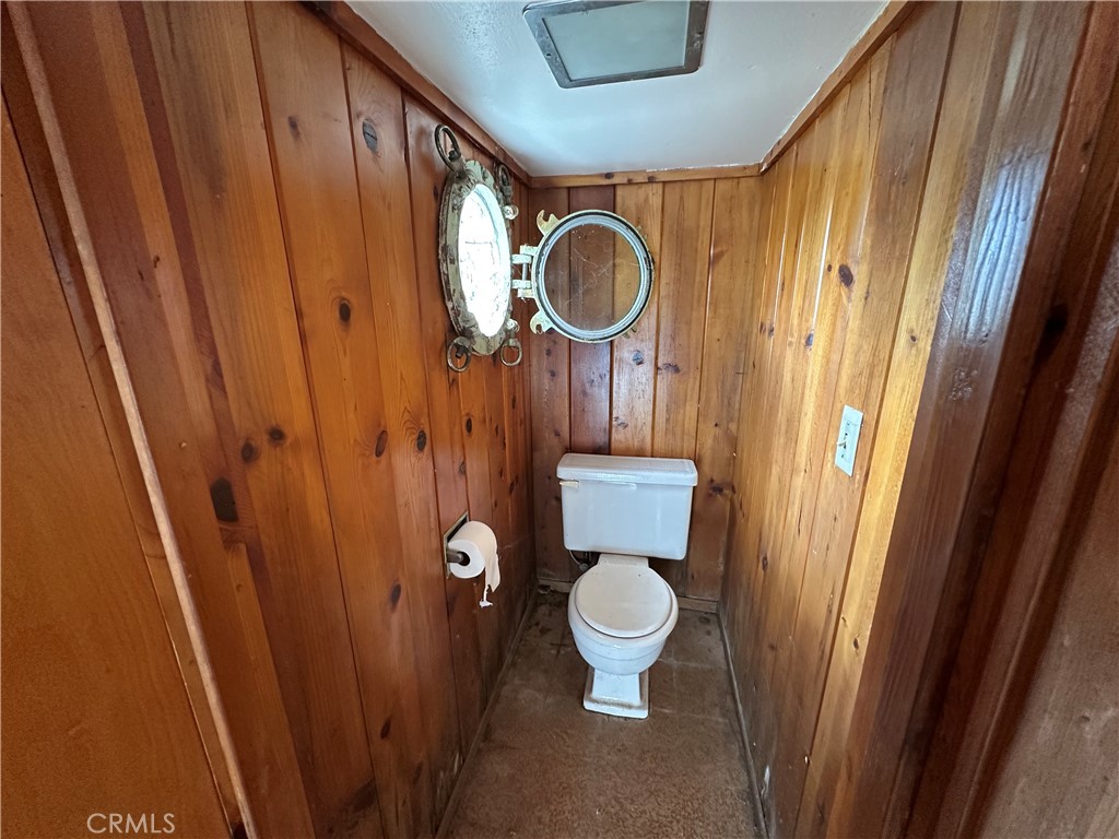 11705 E Highway 20 Property Photo 11