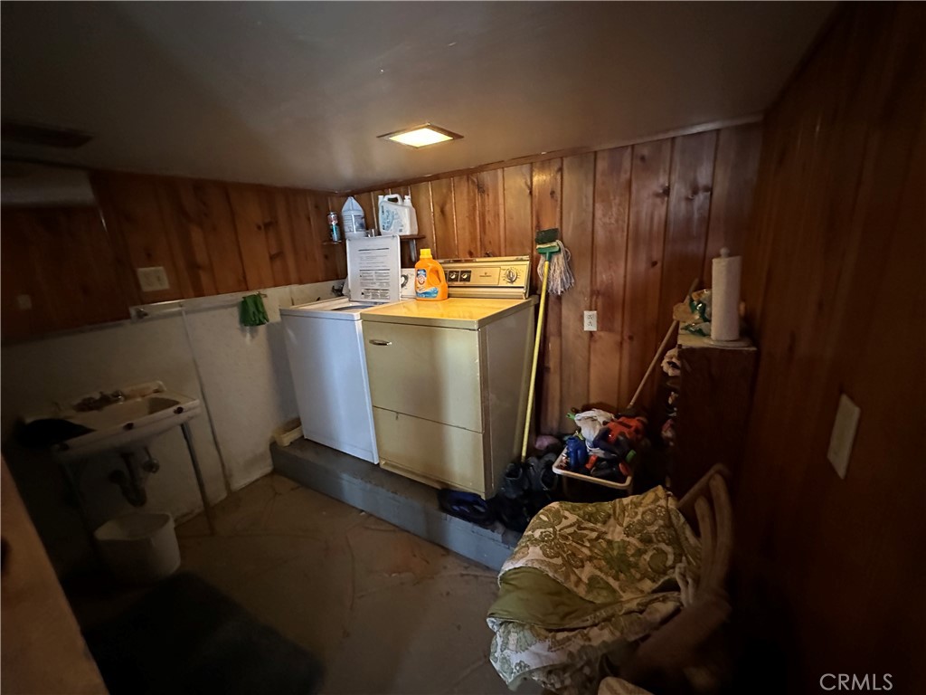 11705 E Highway 20 Property Photo 13