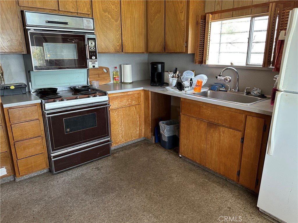 11705 E Highway 20 Property Photo 22
