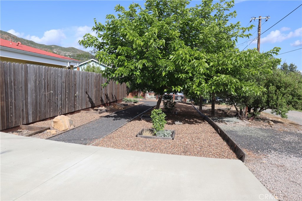 12062 Mead Property Photo 13