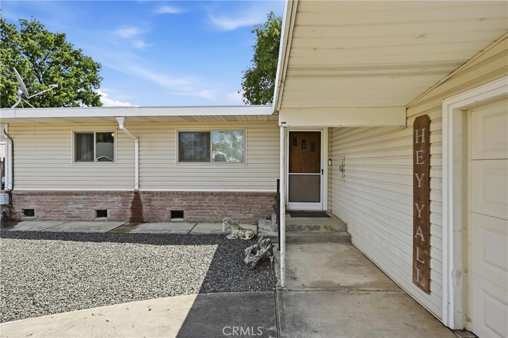 7478 Lakeland Drive Property Photo 3