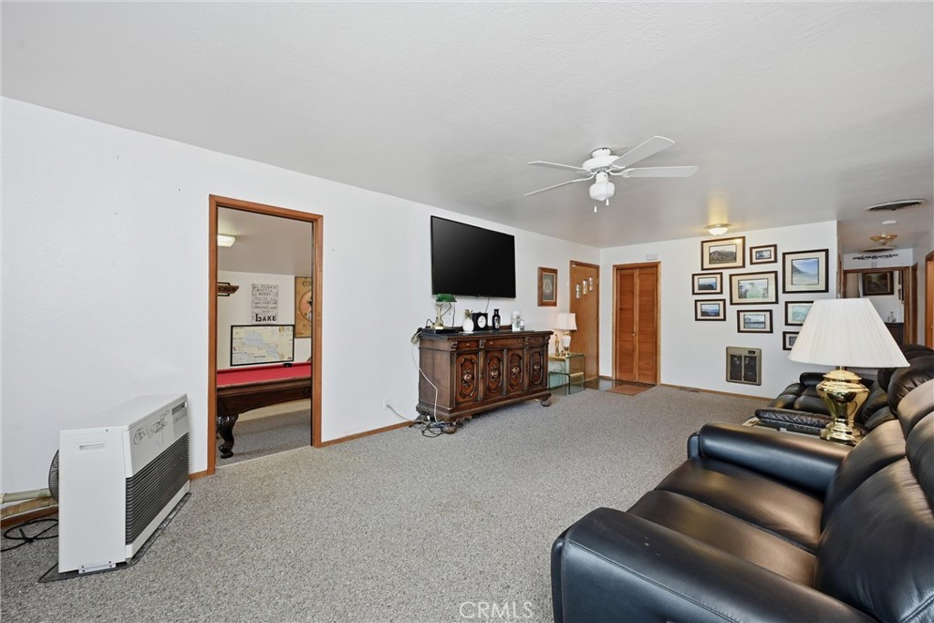 7478 Lakeland Drive Property Photo 7