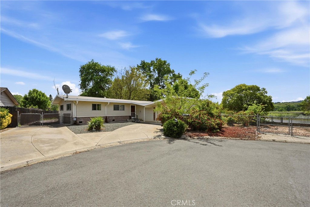 7478 Lakeland Drive Property Photo 27