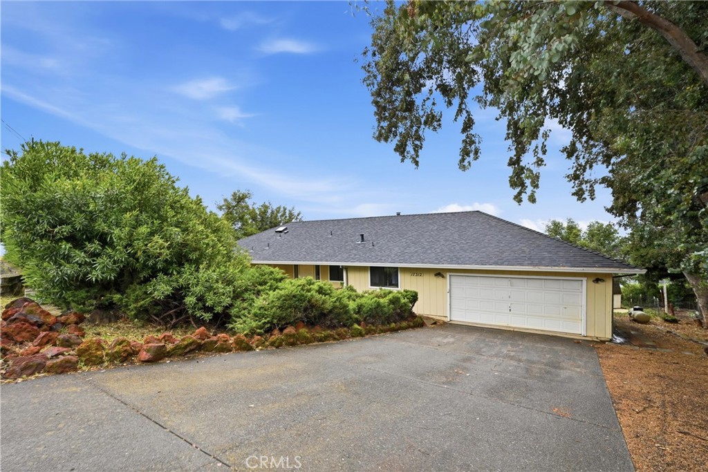 17312 Greenridge Property Photo 1