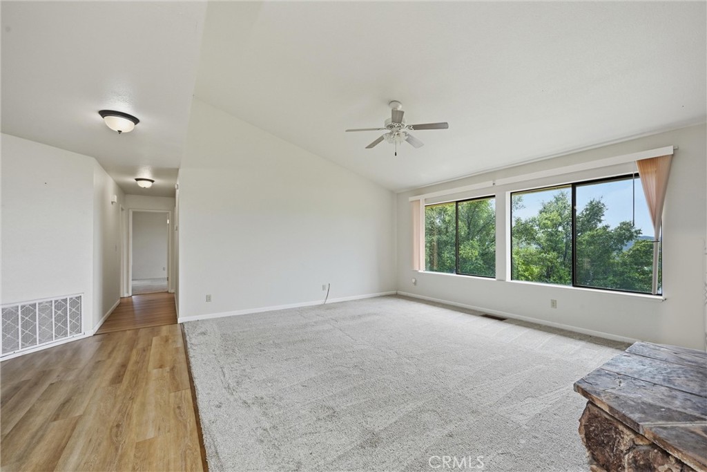 17312 Greenridge Property Photo 6