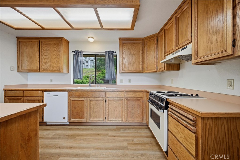 17312 Greenridge Property Photo 11