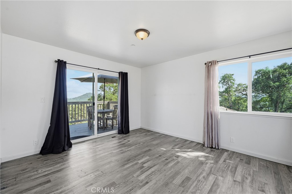 15937 Joseph Trail Property Photo 12