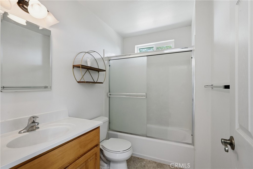 15937 Joseph Trail Property Photo 13