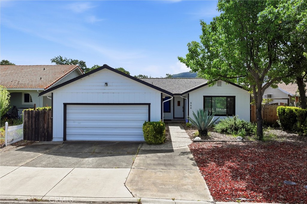 564 Keys Property Photo 2