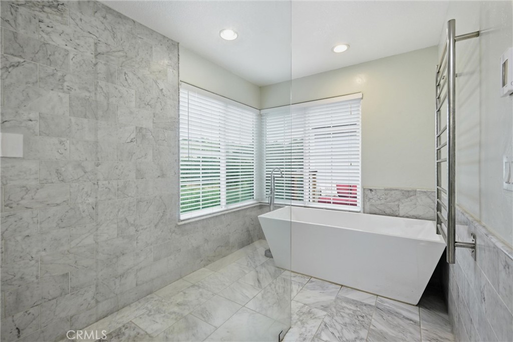 19972 Jigsaw Property Photo 25