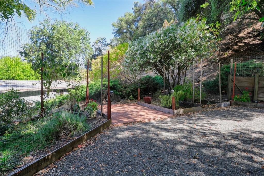 7072 Sonja Lu Property Photo 18