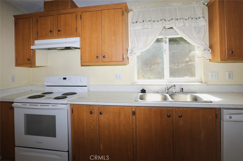 7072 Sonja Lu Property Photo 28