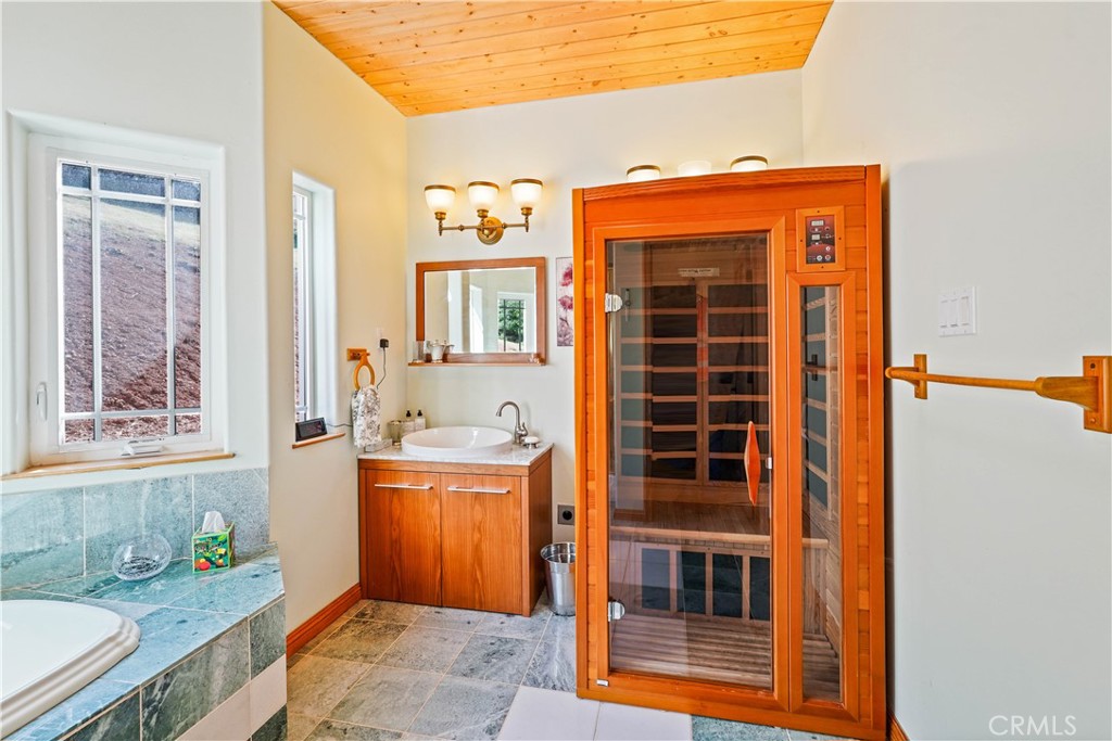 7866 Evergreen Property Photo 44