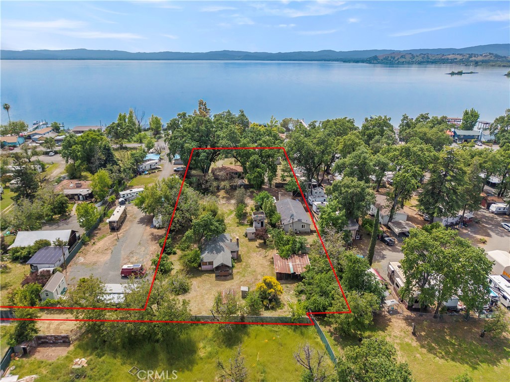 2600 Lakeshore Property Photo 1