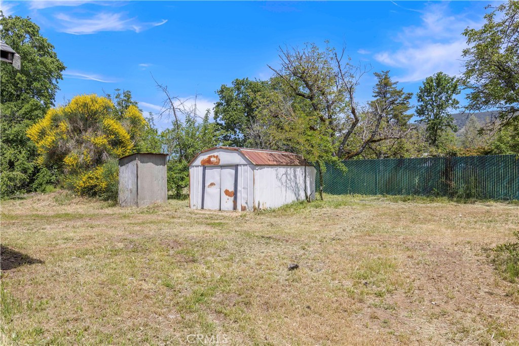 2600 Lakeshore Property Photo 47