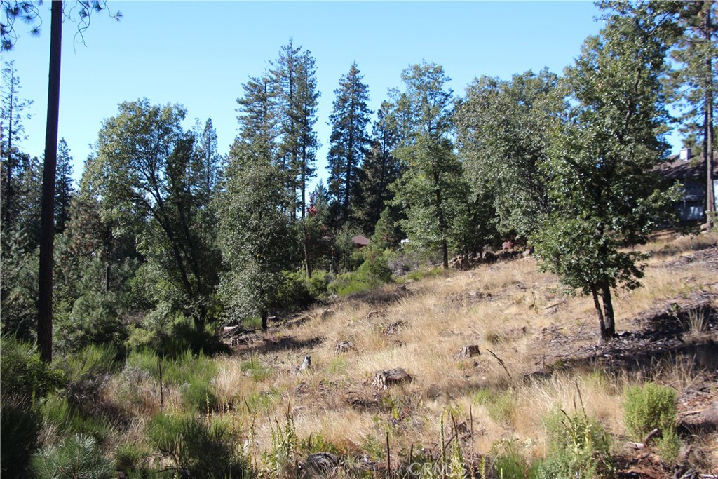 9072 Fox Drive Property Photo 2