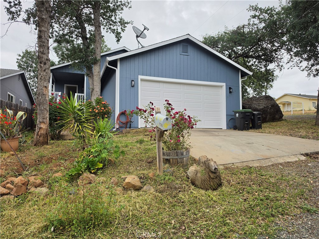 15786 33rd Property Photo 1