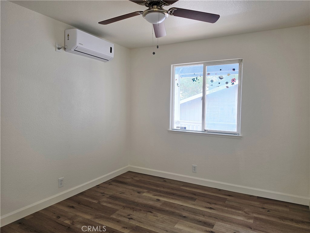 15786 33rd Property Photo 9