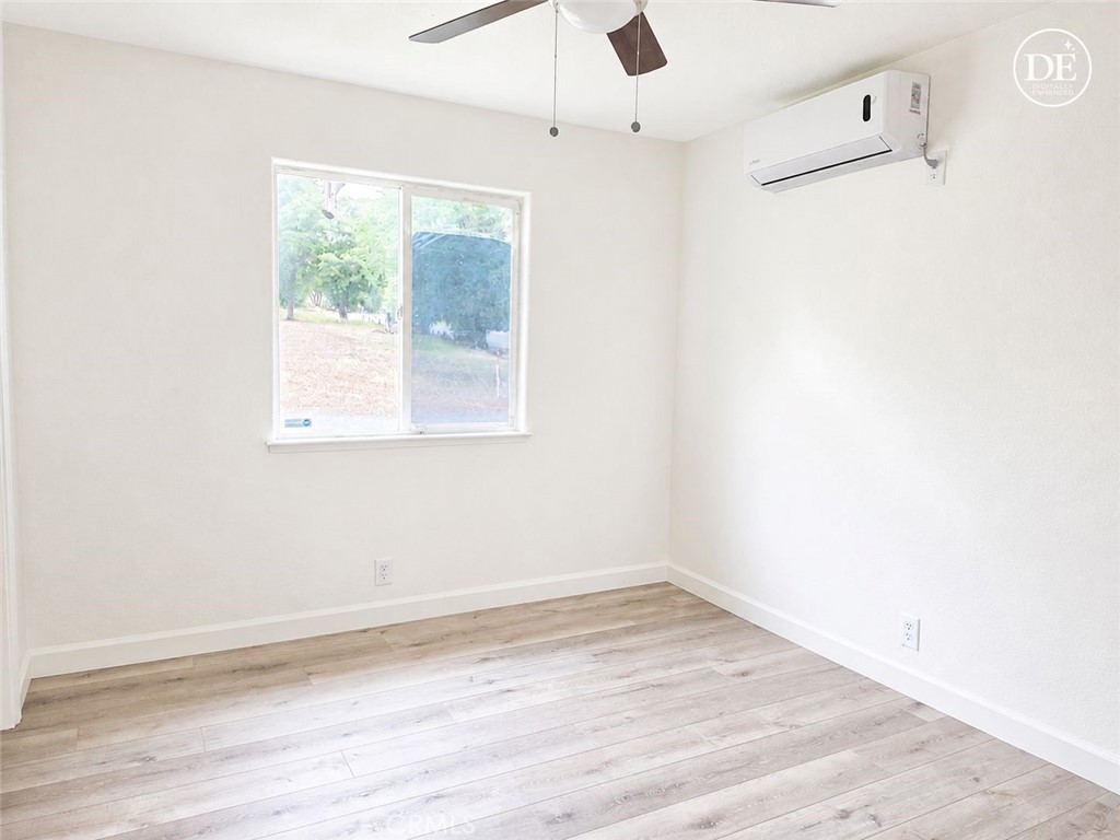 15786 33rd Property Photo 15