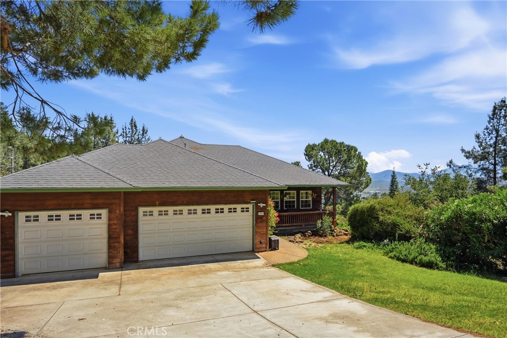 17860 Deer Hill Property Photo 1