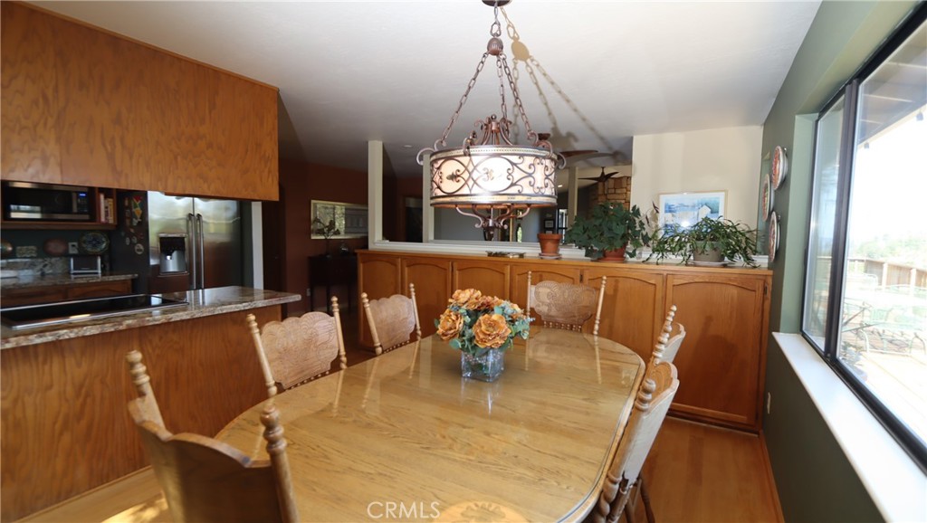 9714 St Helena Property Photo 12