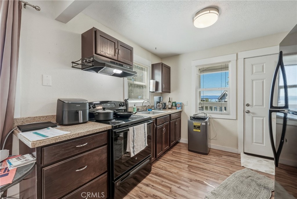 4550 Lakeshore Property Photo 15