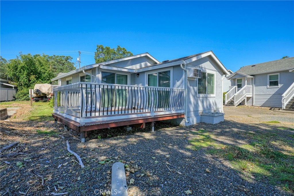 4550 Lakeshore Property Photo 21