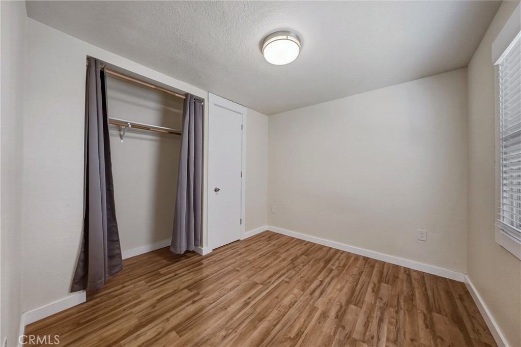 4550 Lakeshore Property Photo 44