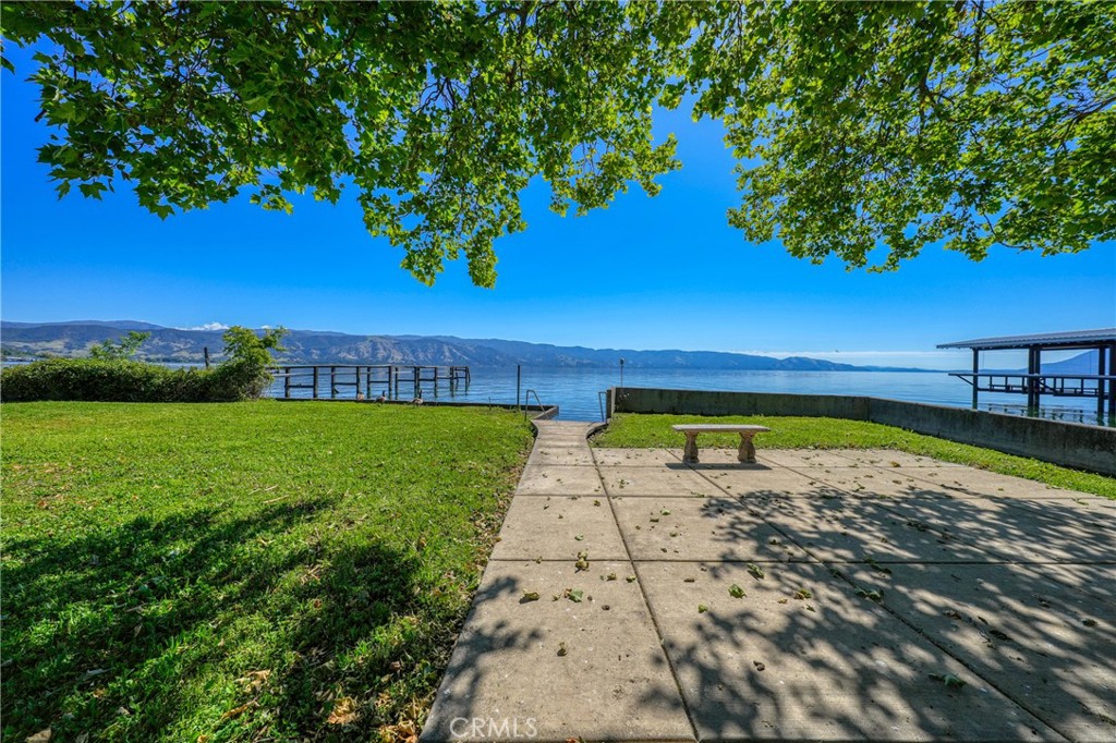 4550 Lakeshore Property Photo 52