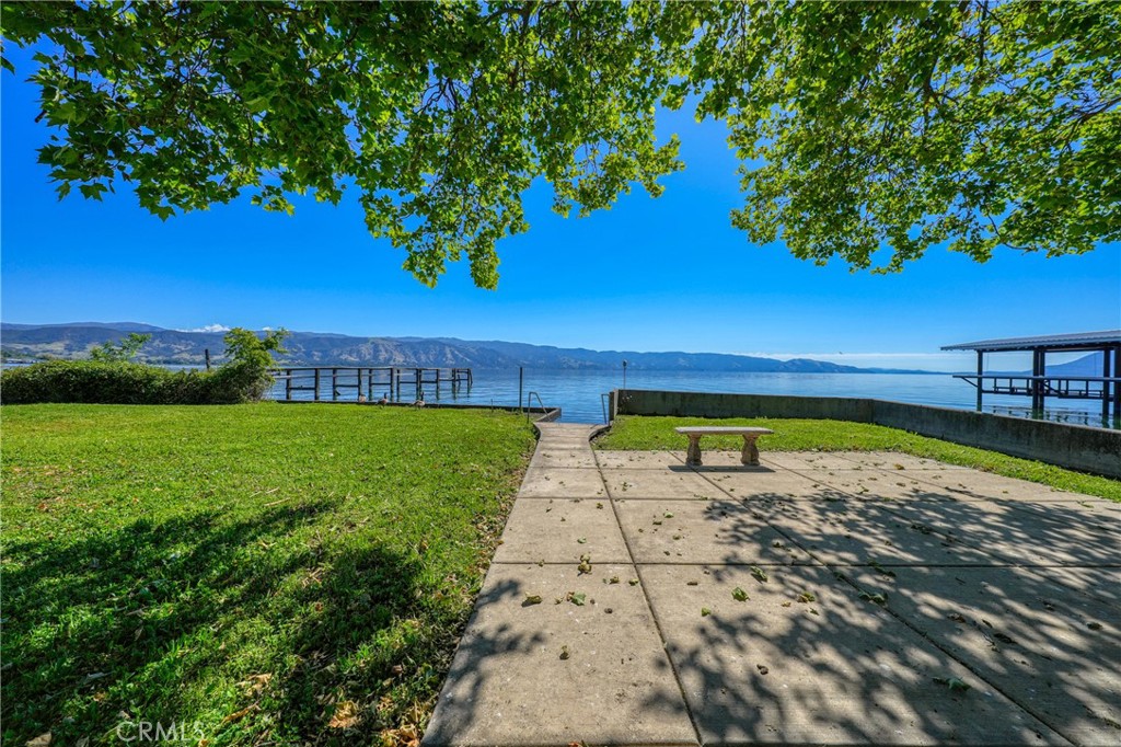4550 Lakeshore Property Photo 52