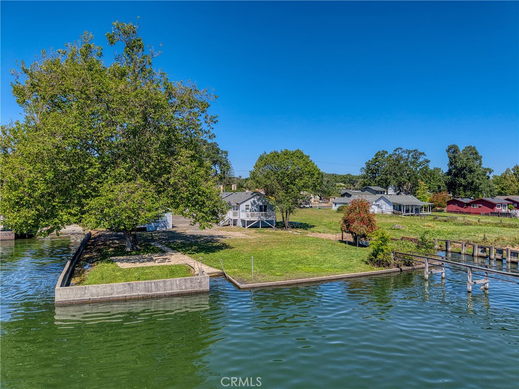 4550 Lakeshore Property Photo 55