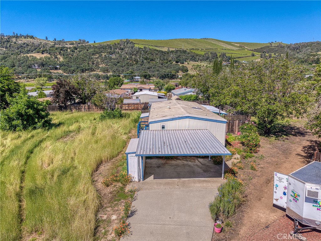 13902 Apple Lane Property Photo 2