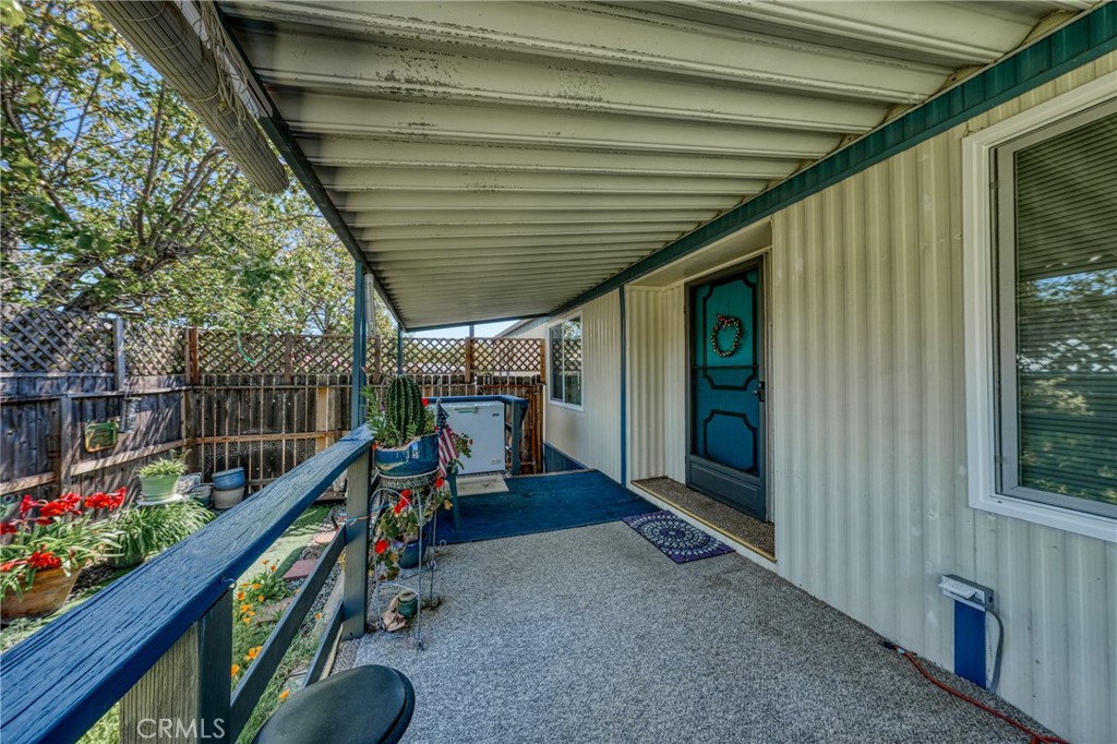 13902 Apple Lane Property Photo 6