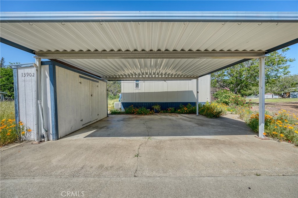 13902 Apple Lane Property Photo 7